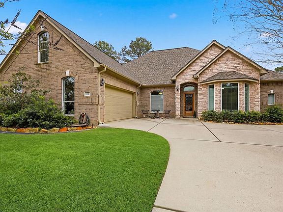 2nd image of 131 Wick Willow Dr