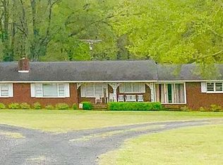 4521 Cleveland St, Elloree, SC 29047