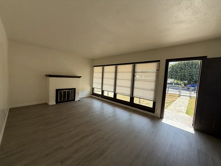 7650 Elm St #1 — Photo 3