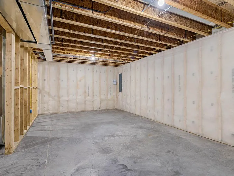 3506 Green Pastures Ln — Photo 44