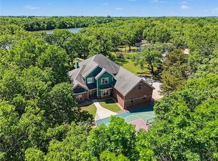 58 W Lake Rd, Farlington, KS 66734