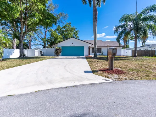 2648 Flamango Court S, West Palm Beach, FL 33406