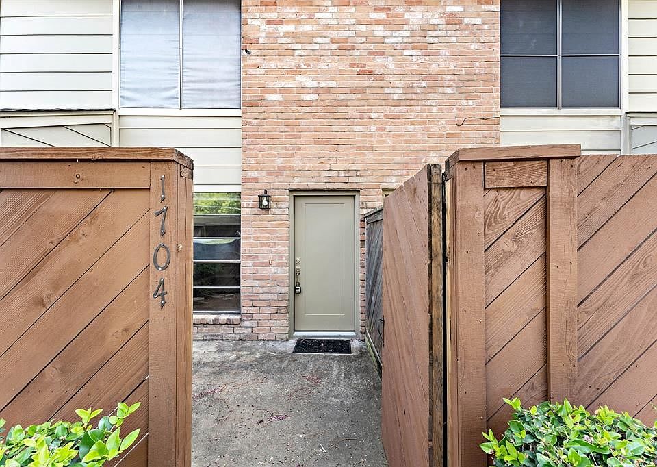 1st image of 8801 Hammerly Blvd APT 1704