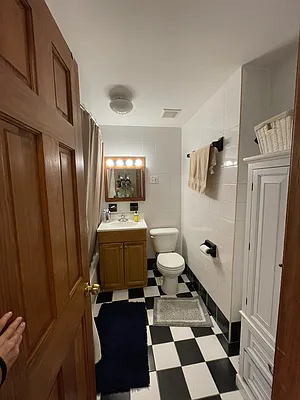 Rented by Keller Williams NYC | media 17