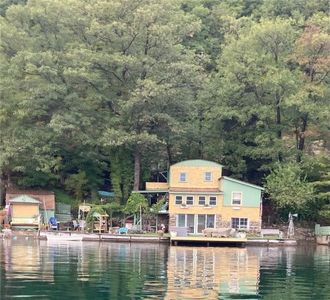 9408 W Lake Rd, Hammondsport, NY, 14840