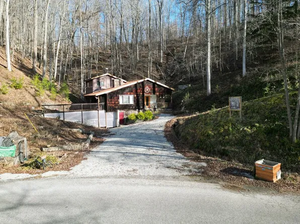 499 Vandale Frk, Spencer, WV 25276