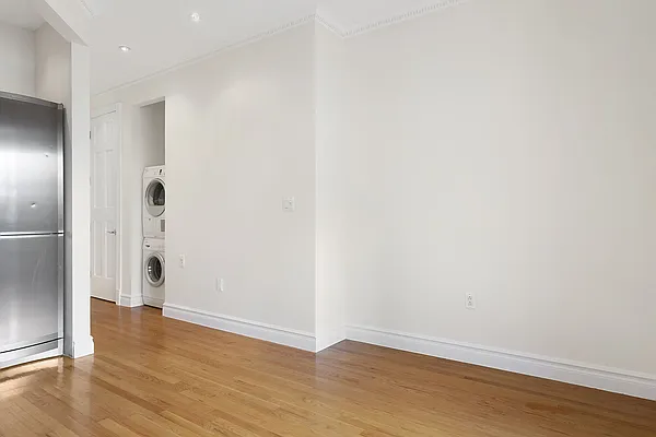 Rented by Cooper & Cooper Real Estate | media 3