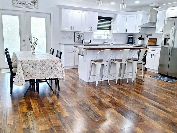 4th image of 258 Duncan Ln