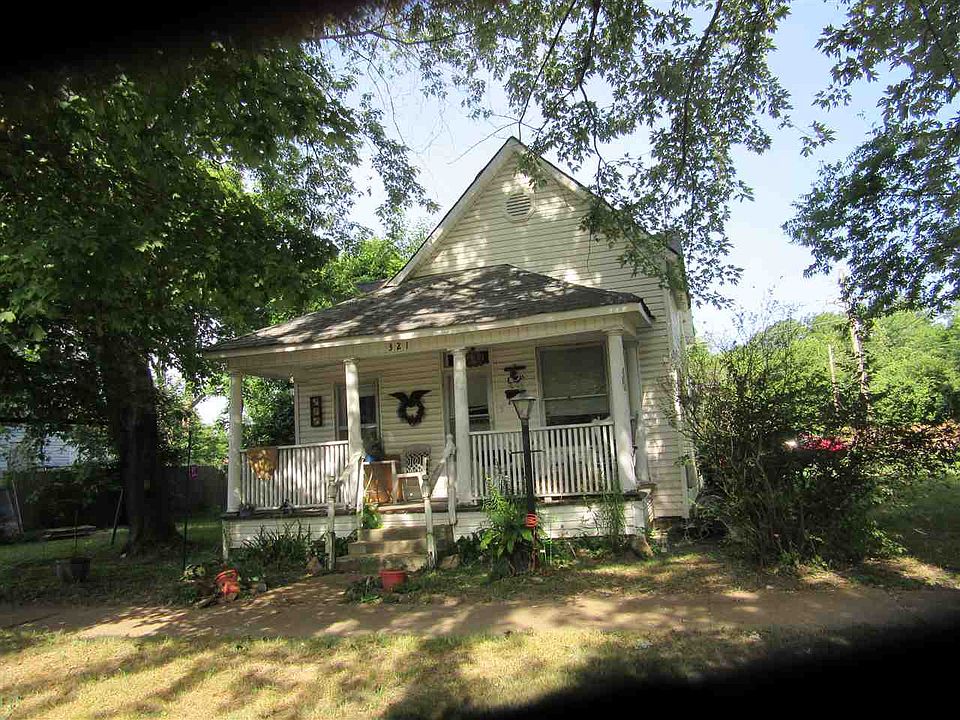 1st image of 321 North Dr