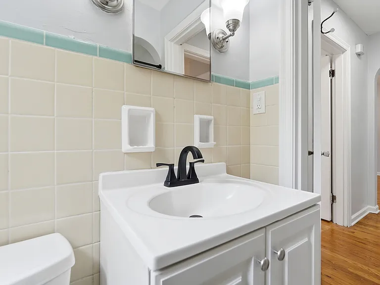 3524 Hazelwood Ave #1 — Photo 21
