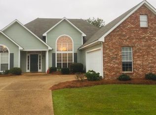 998 Clubhouse Dr, Pearl, MS 39208