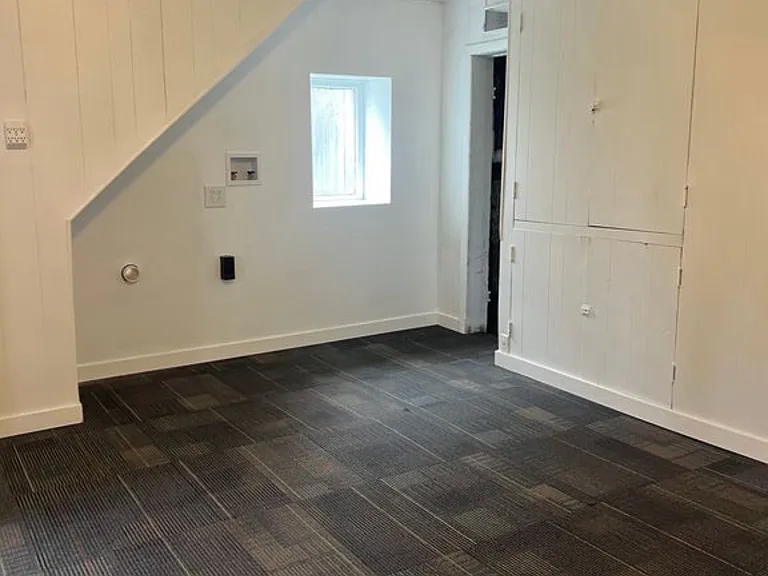 115-117 Hickory St — Photo 5