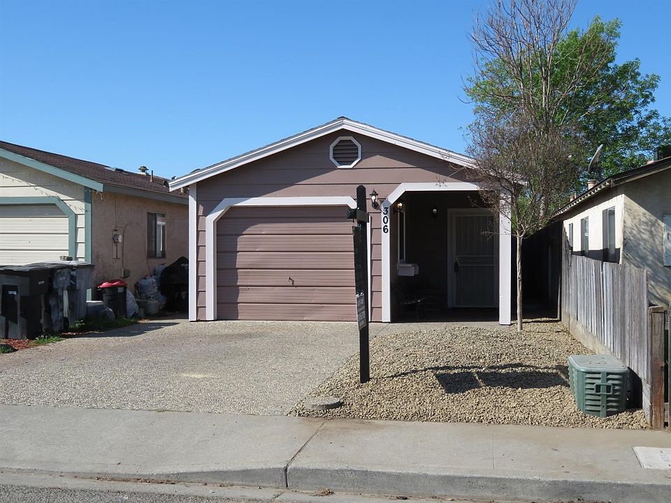 1st image of 306 4th Ave
