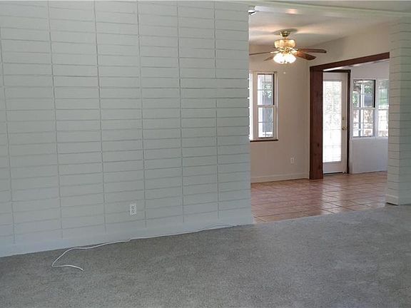 3rd image of 2824 WOODSIDE AVENUE