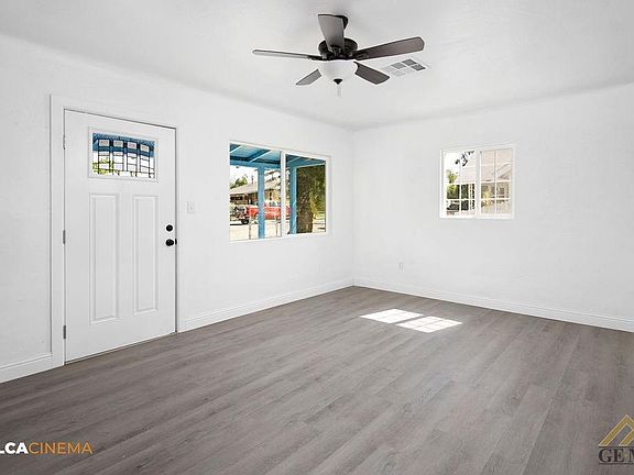 5th image of 2725 Lake St