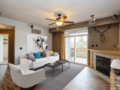 2300 W Lake Rd, North Liberty, IA, 52317