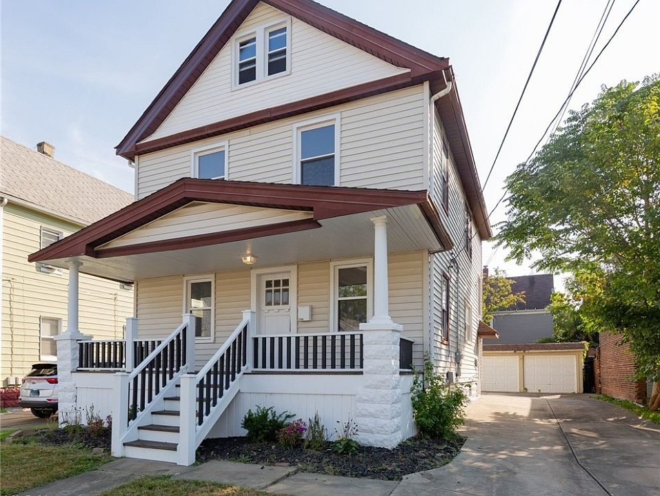 1st image of 2127 Quail St
