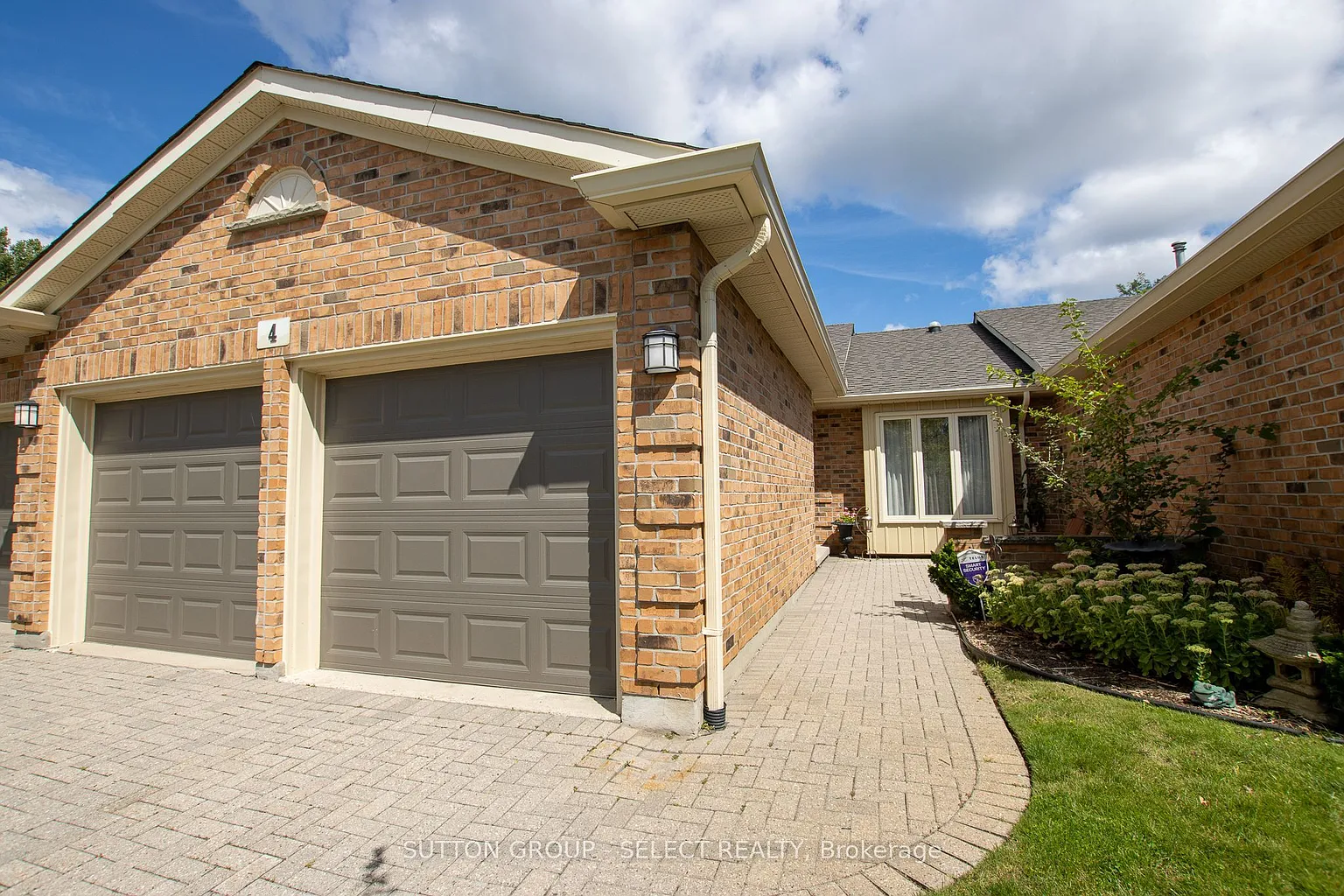445 Riverside Dr #4 photo 1