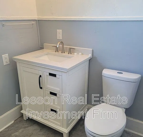 310 1/2 Kings Hwy — Photo 15