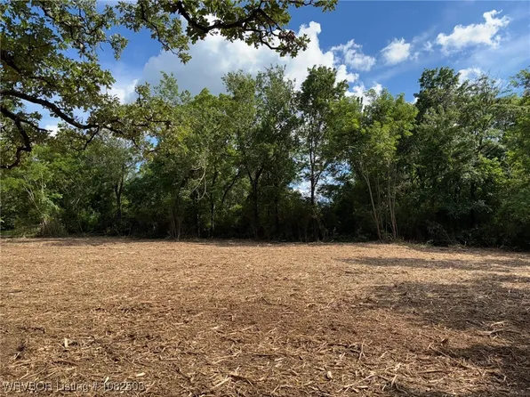 400-402 Wilburn Ave, Poteau, OK 74953
