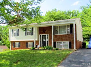 655 Missimer Ln, Vinton, VA 24179