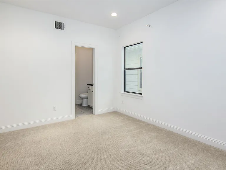 1508 Johnson St — Photo 23