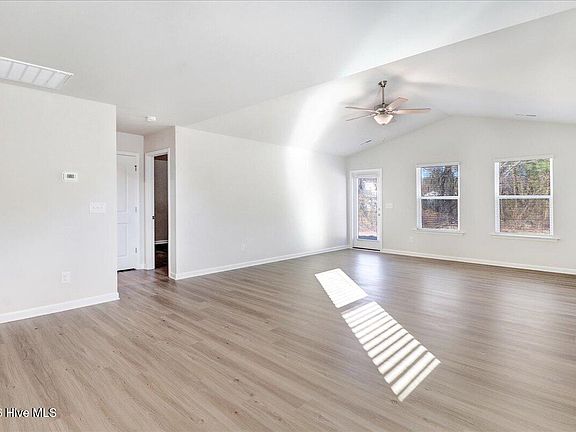 3rd image of 11365 Red Bud Road