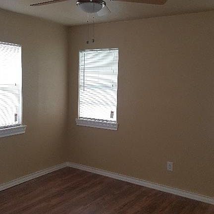 5th image of 1023 N Dwight Ave