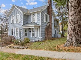 315 4th Ave SW, Mount Vernon, IA 52314