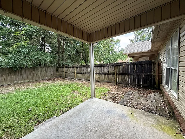 2809 E Johnson Ave #A — Photo 16