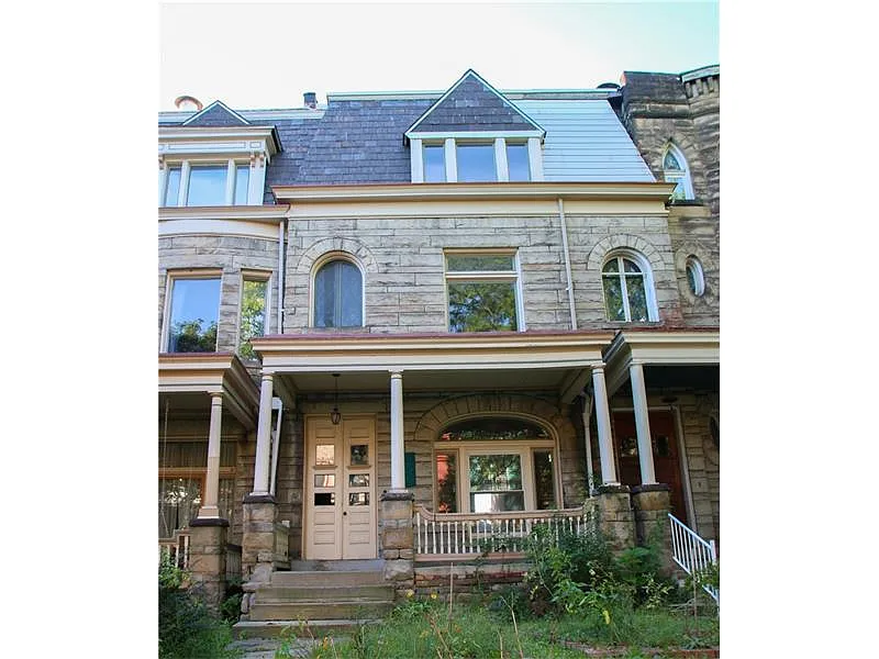 741 N Beatty St photo 1