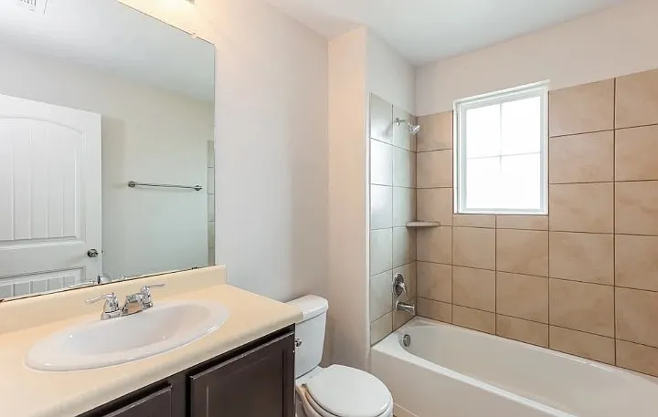 4652 Palmetto Pl — Photo 6