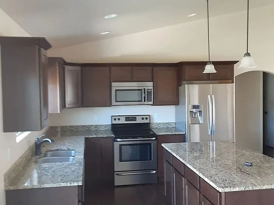 14085 Telluride St
