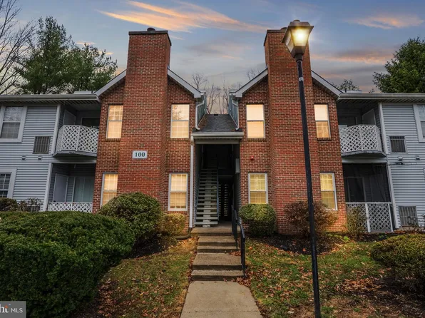 108 Diamond Dr, Newtown, PA 18940