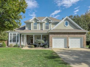 3001 S Bradford Ln, Blue Springs, MO 64015