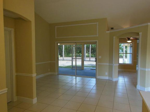 4th image of 14450 72nd Court N
