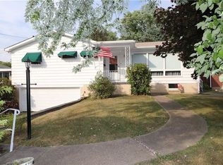 1204 Montana Ave, Natrona Heights, PA 15065