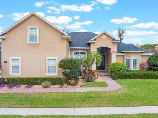 674 Whisper Woods Dr, Lakeland, FL 33813