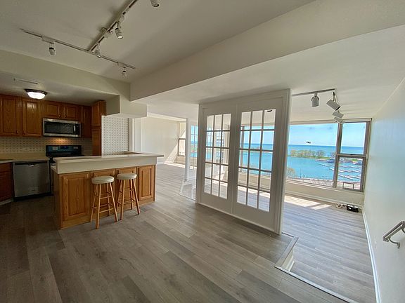 2nd image of 3200 N Lake Shore Dr APT 1002