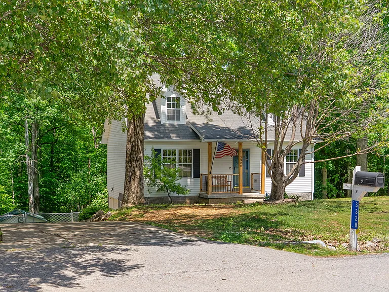 3328 Backridge Rd — Photo 2