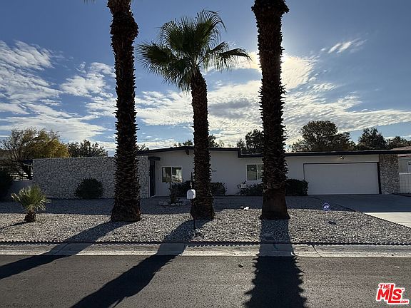 5th image of 3060 N Farrell Dr