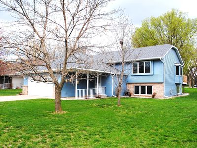 321 Pleasant Ridge Dr, Sauk Rapids, MN, 56379