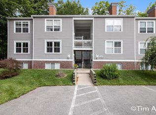 3380 Pine Meadow Dr SE APT 201, Kentwood, MI 49512