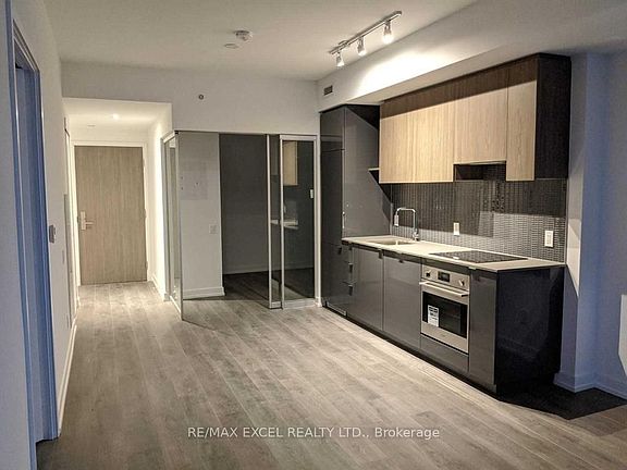 2nd image of 161 Roehampton Ave #2706