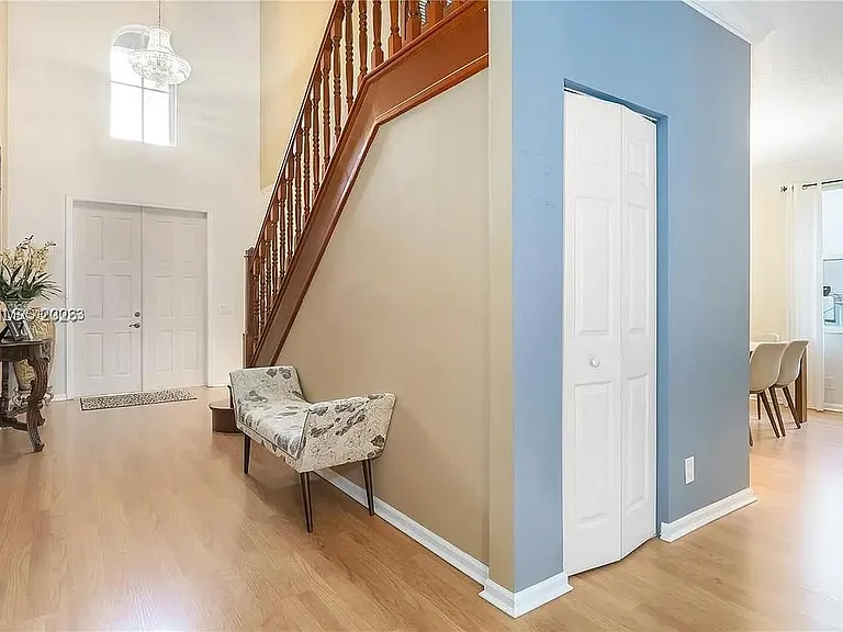 1714 Royal Grove Way — Photo 9