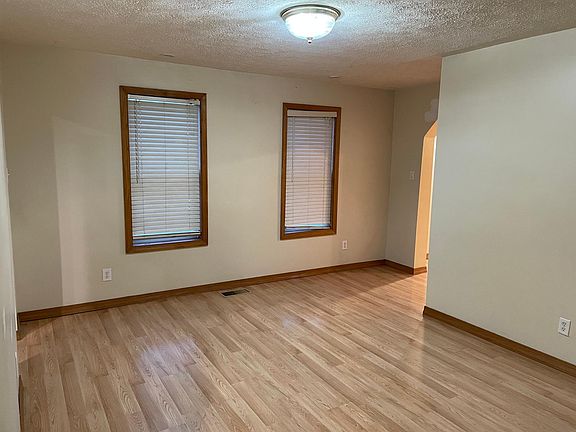 4th image of 1846 Orange St