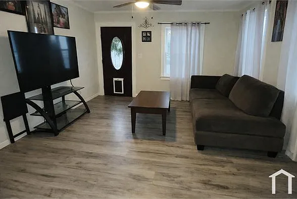 1235 Kappes St — Photo 2