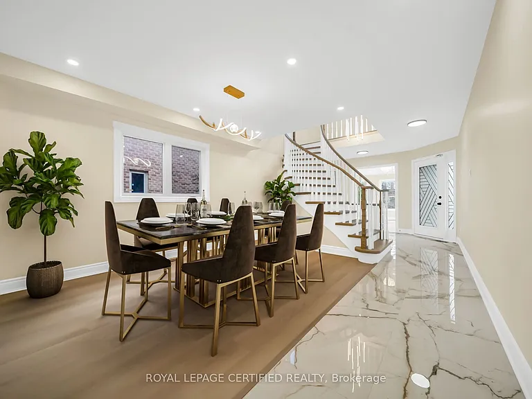 5016 Natkarni Cres #UPPER — Photo 12