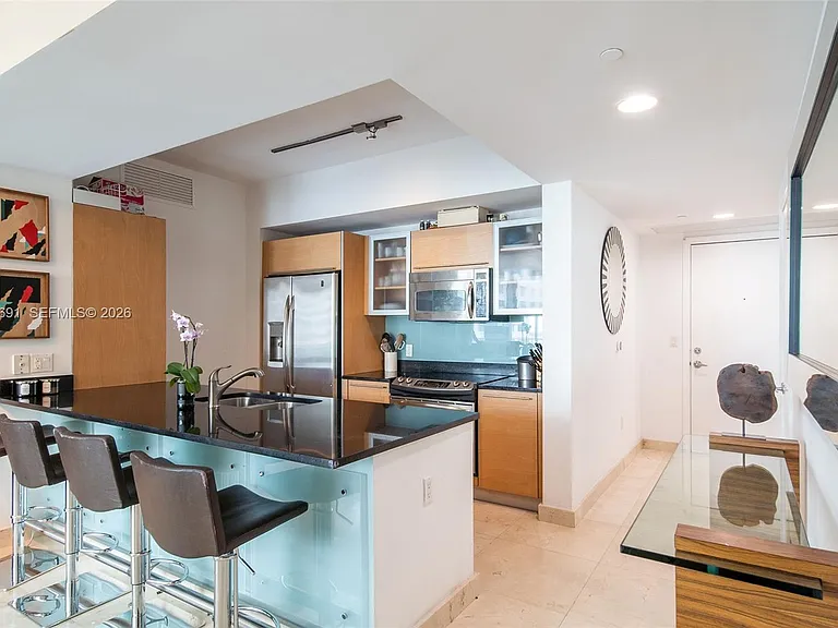 950 Brickell Bay Dr #1211 — Photo 2