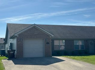 809 Melanie Ln, Richmond, KY 40475